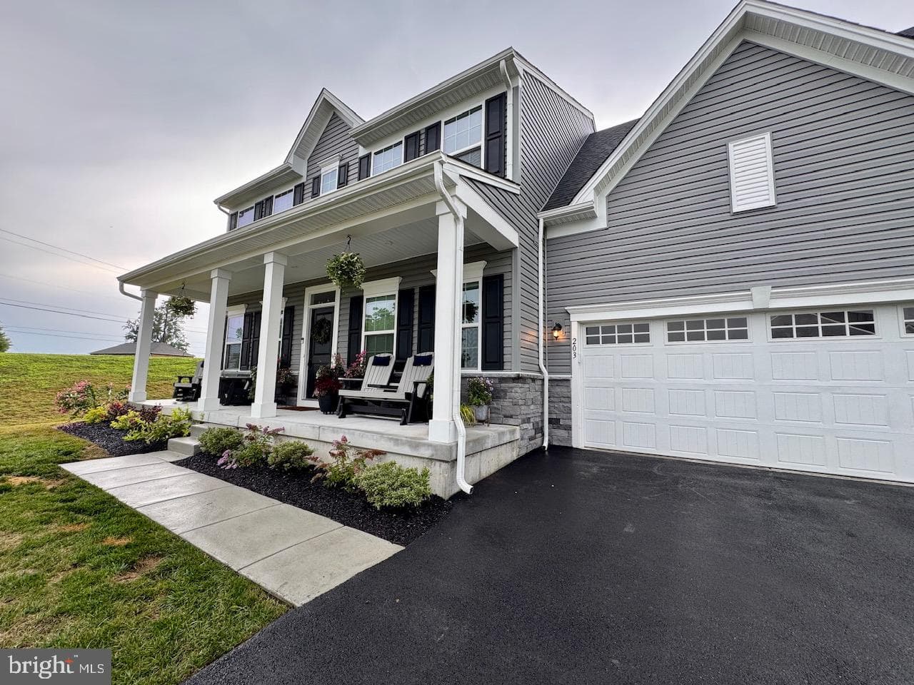 203 Braeburn Drive photo 6
