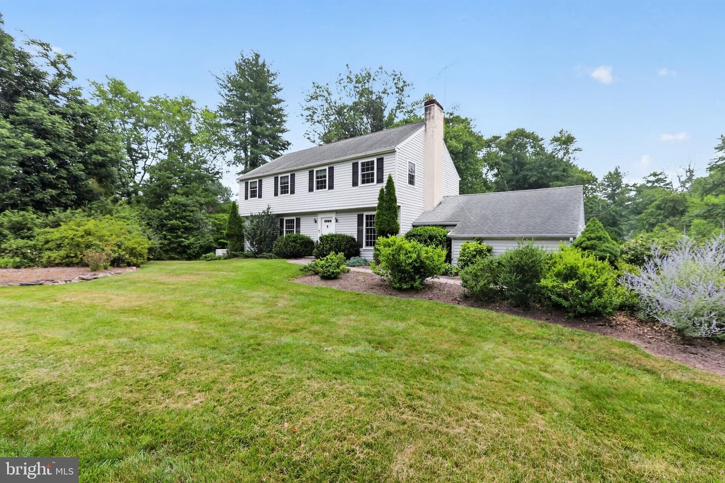 1408 Ponds Edge Road, West Chester
