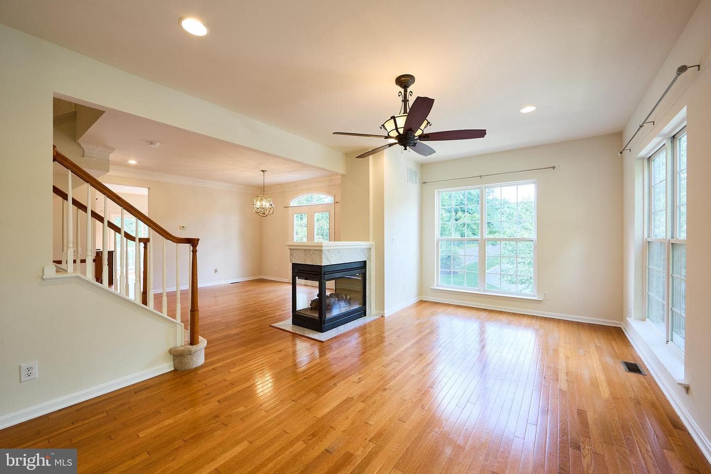 1937 Cavalier Lane photo 11