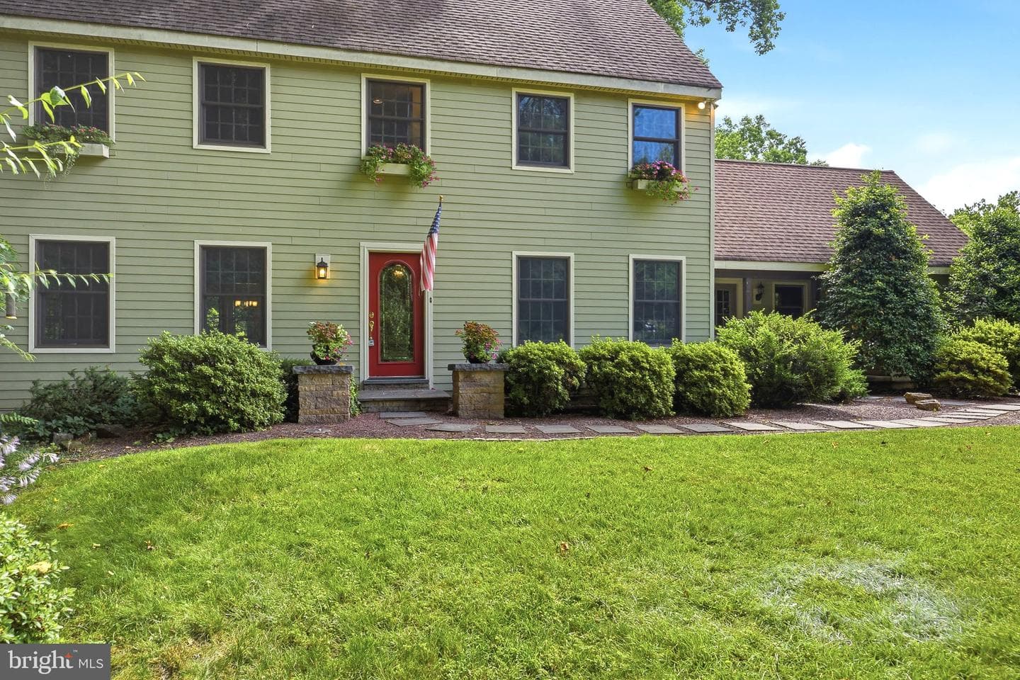 7 Woodcrest Way photo 2