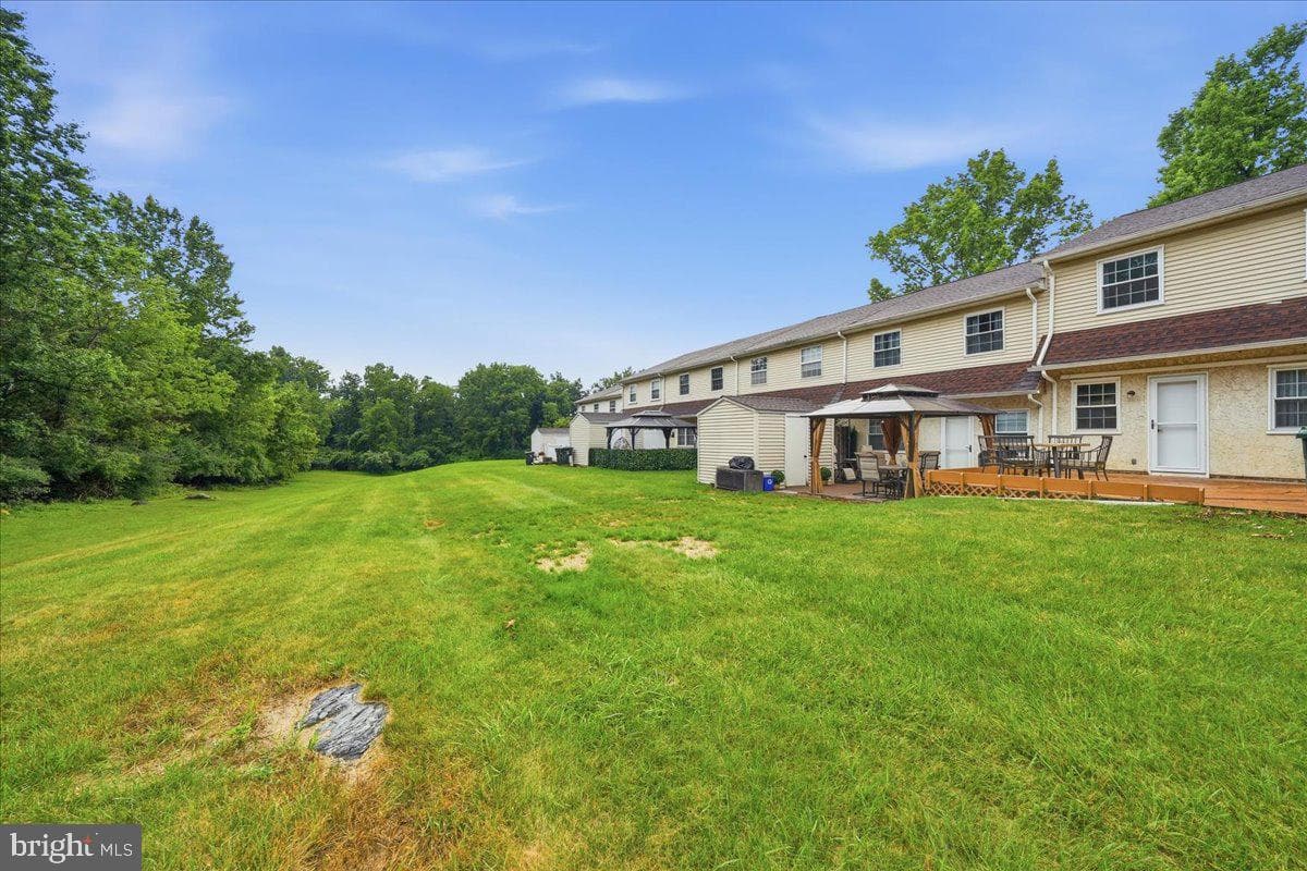 292 Carlyn Court photo 25