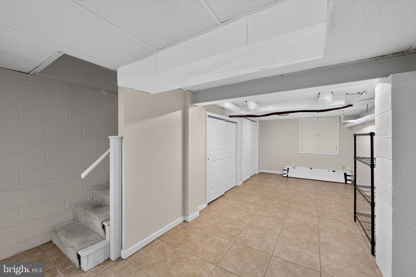 229 E Market Street photo 17