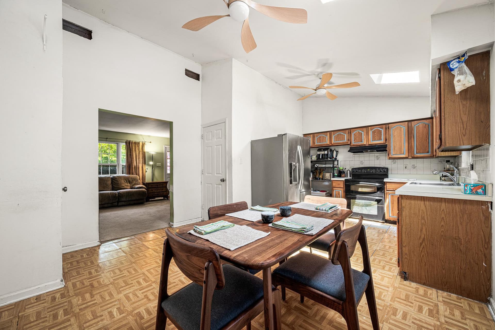 102 Montgomery Drive photo 10