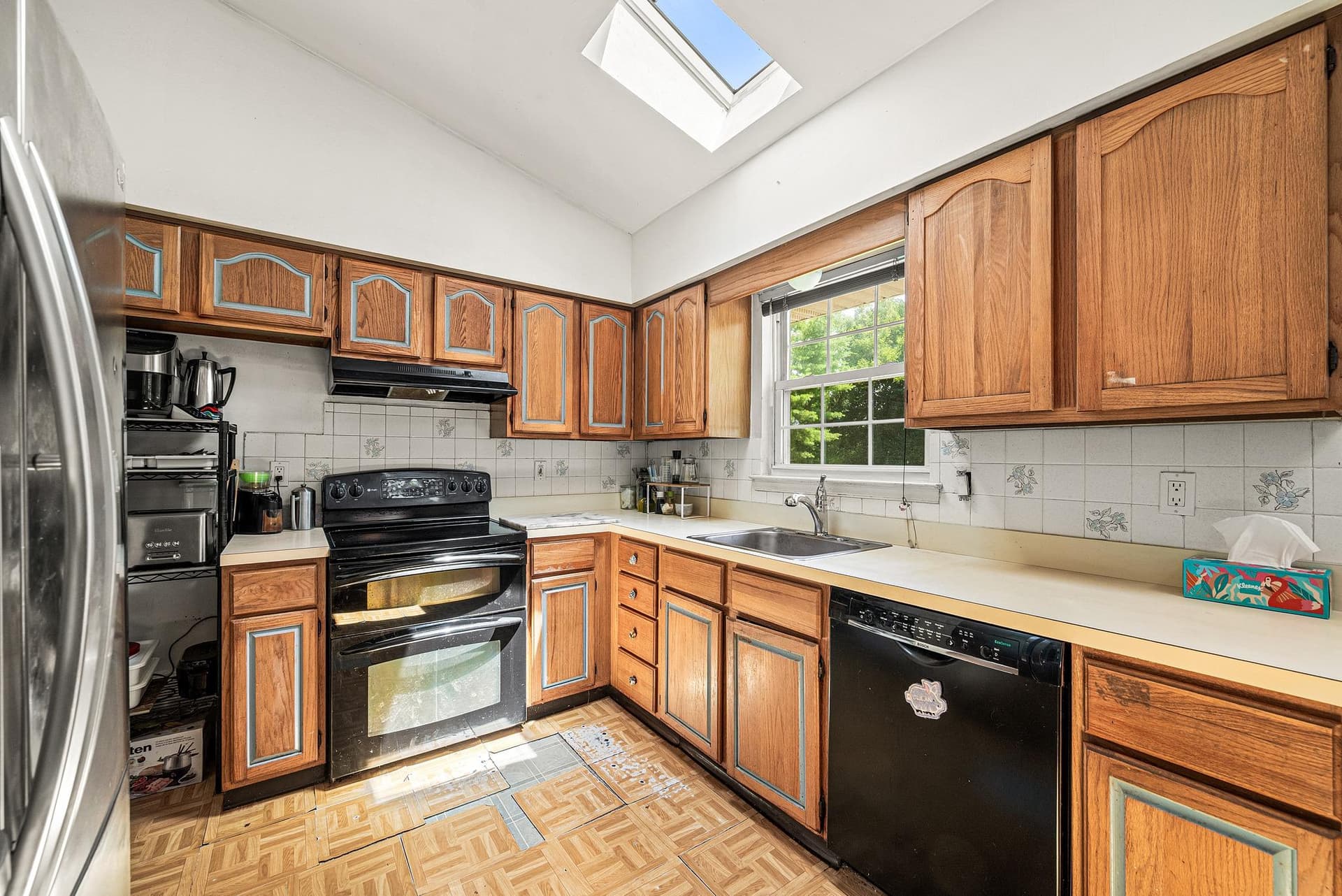 102 Montgomery Drive photo 13