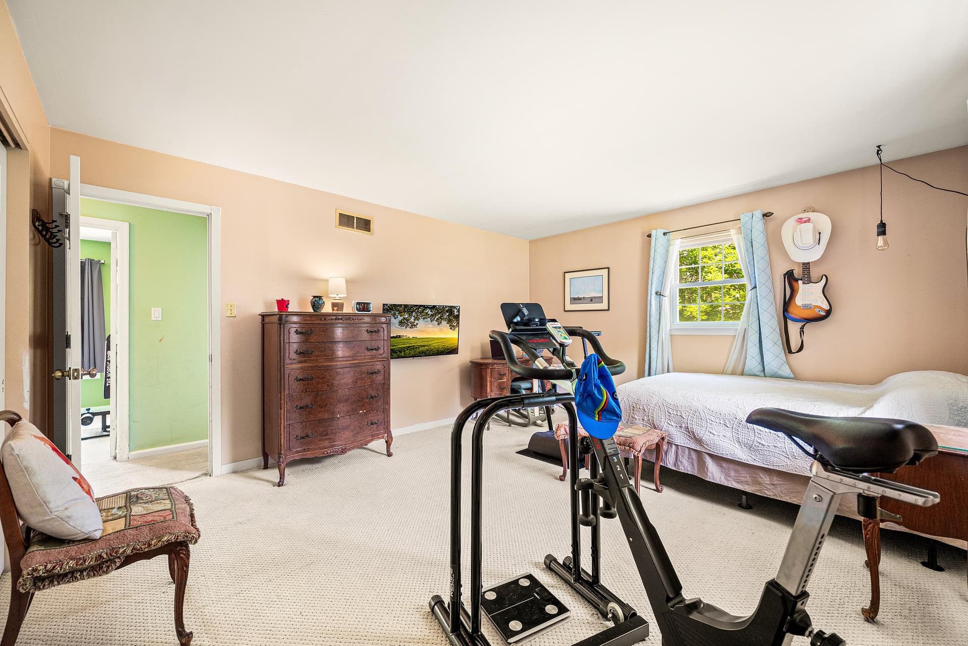 102 Montgomery Drive photo 20