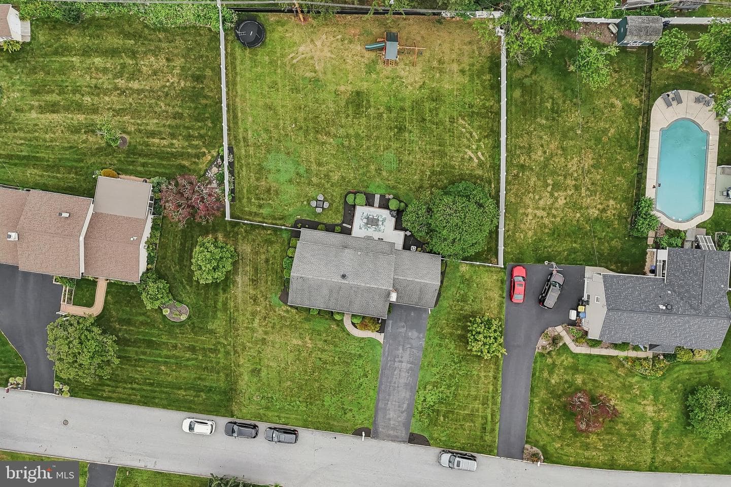 69 N Spring Lane photo 38