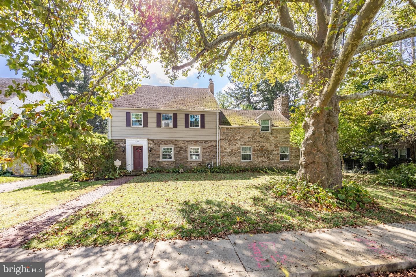 1336 Olive Street photo 1