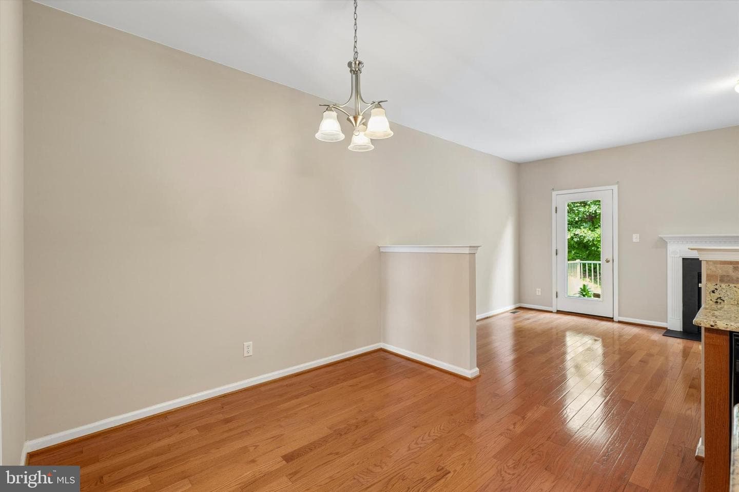 278 Yorktown Court photo 12