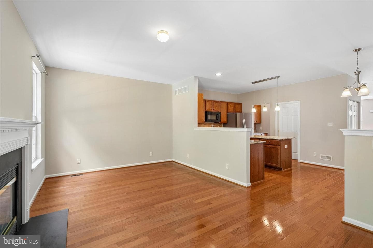 278 Yorktown Court photo 13
