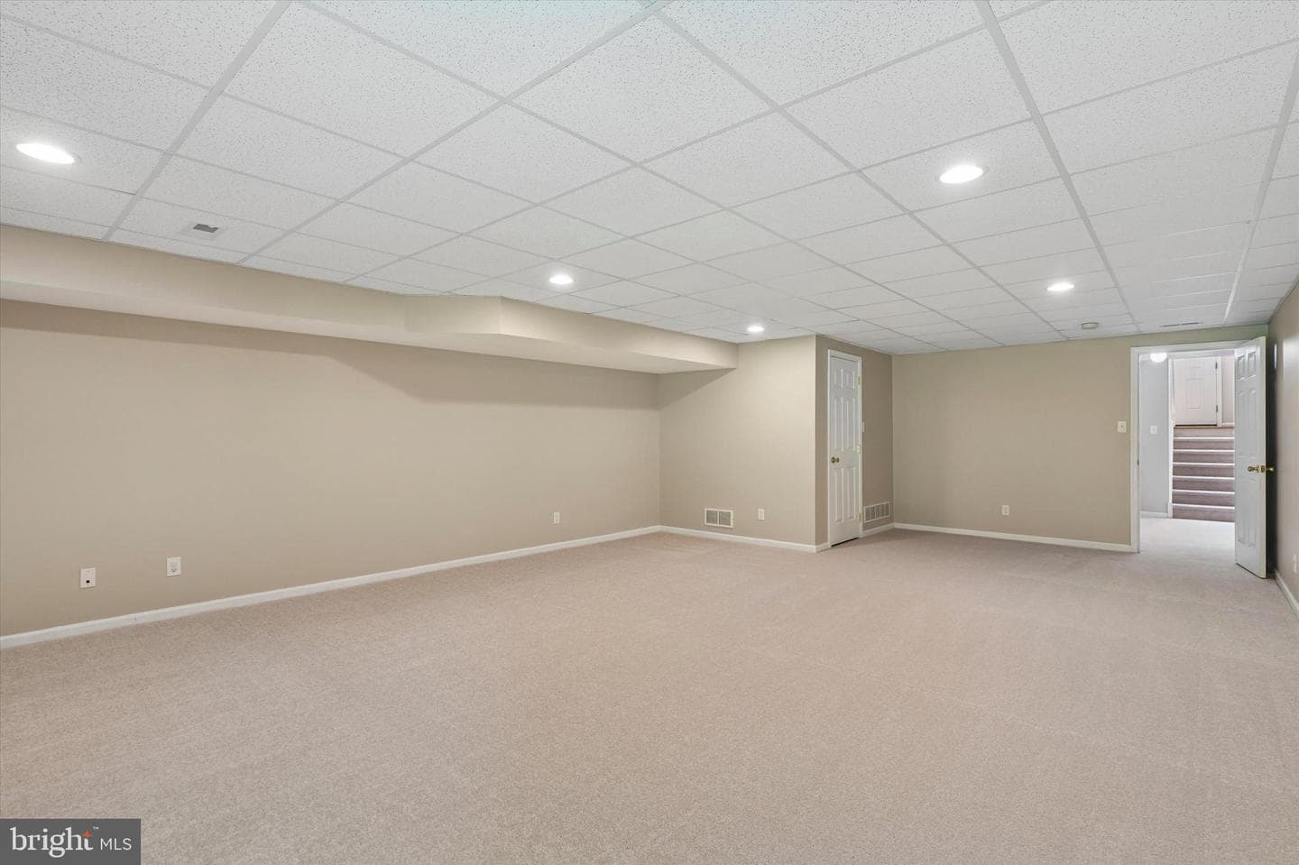 278 Yorktown Court photo 24