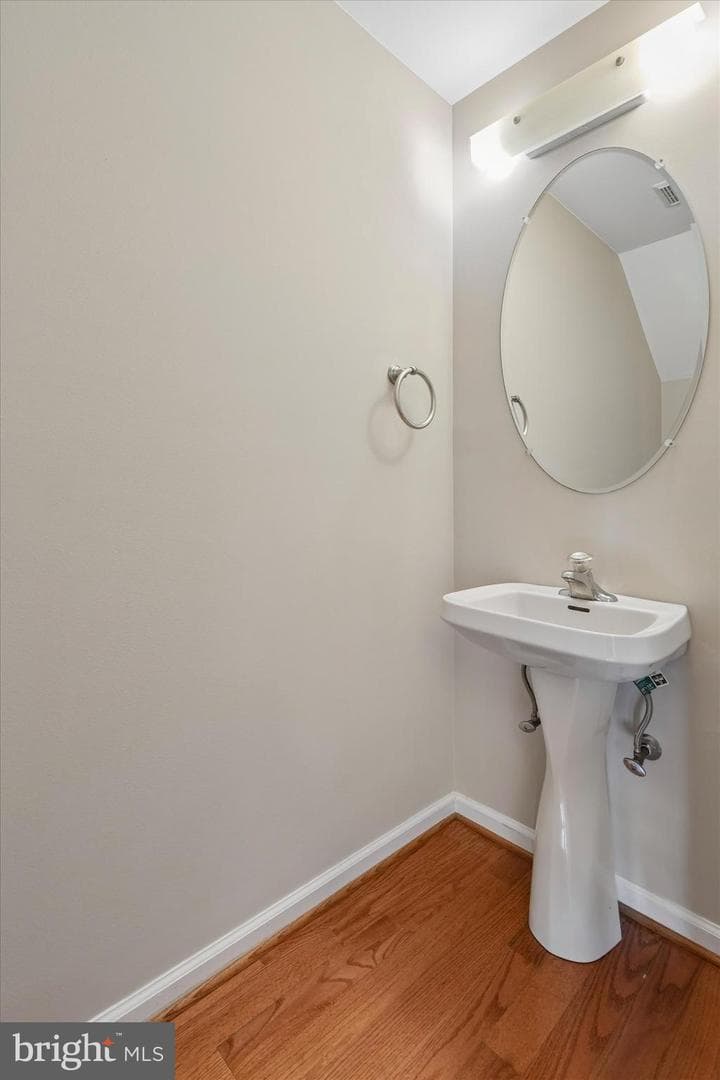278 Yorktown Court photo 26
