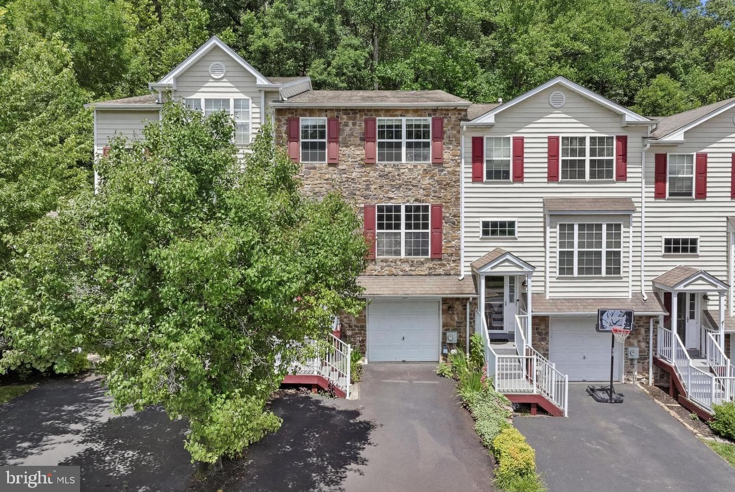 278 Yorktown Court photo 43