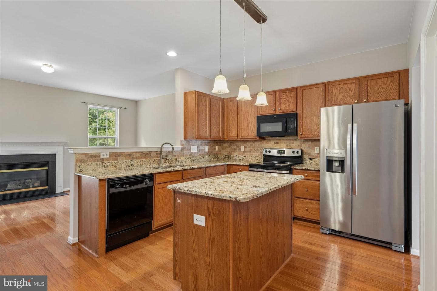 278 Yorktown Court photo 5
