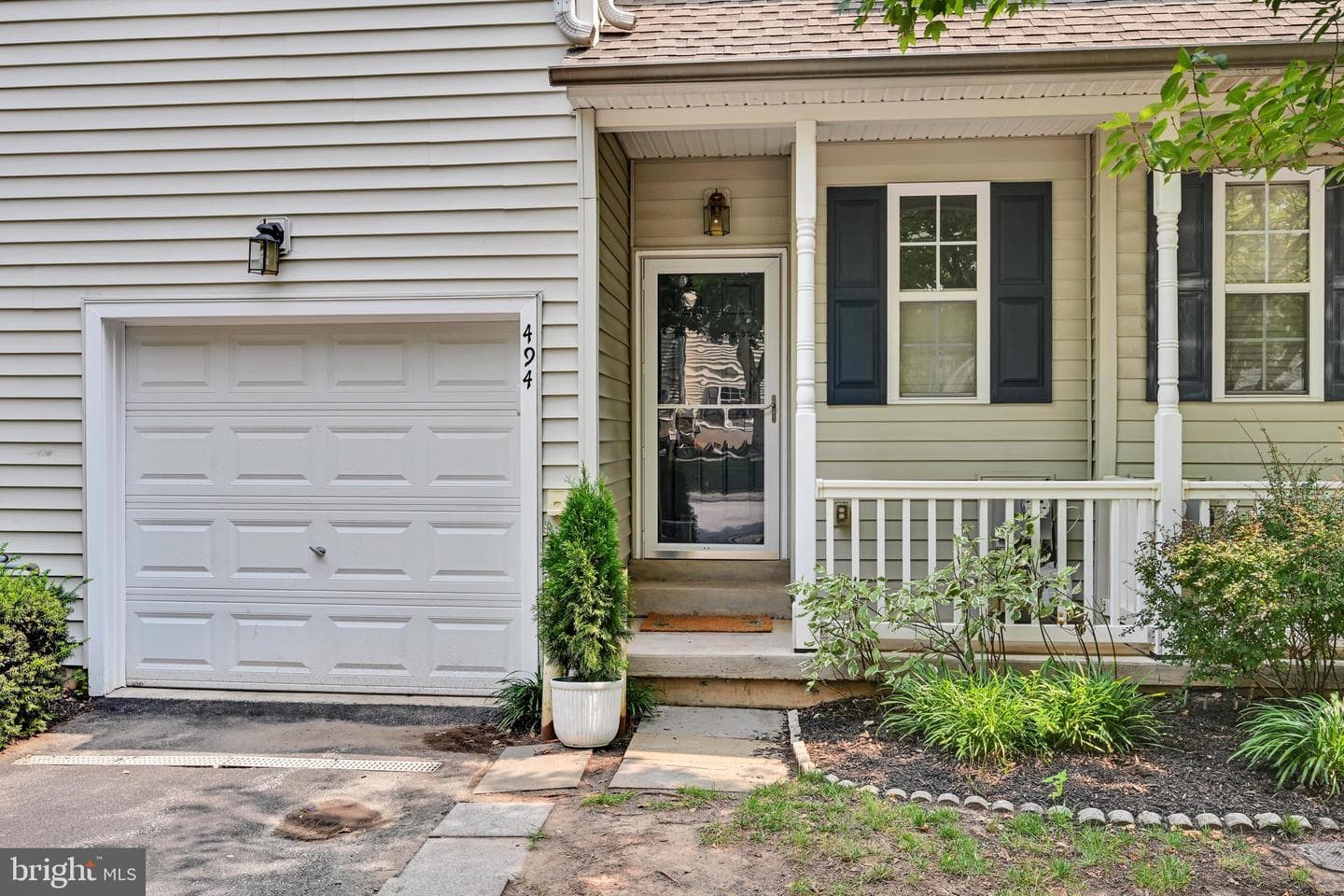 494 Onward Avenue photo 4