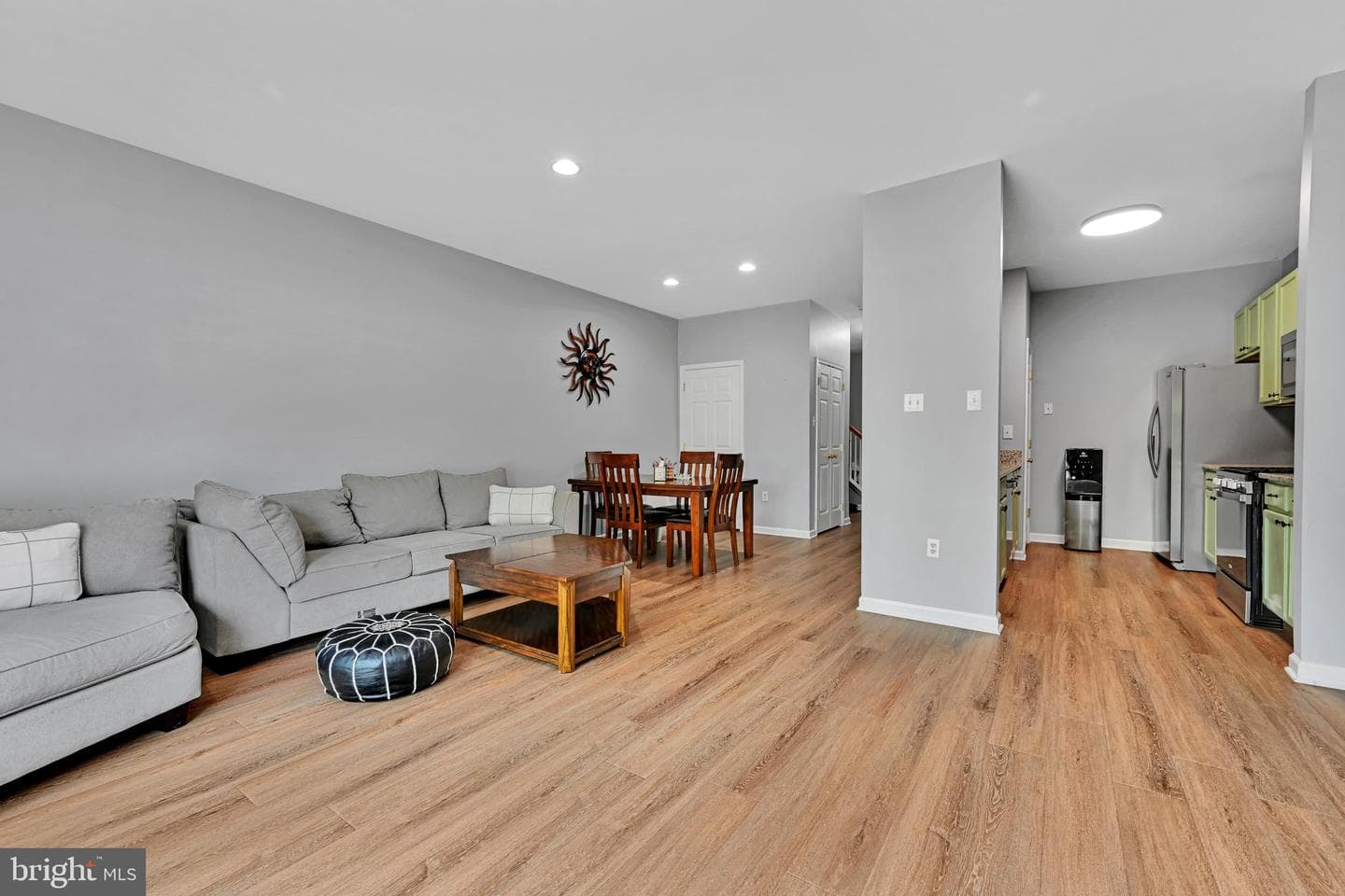 494 Onward Avenue photo 8