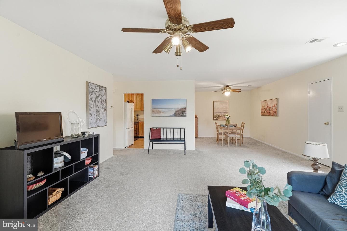 1401 Raintree Lane #1401 photo 3