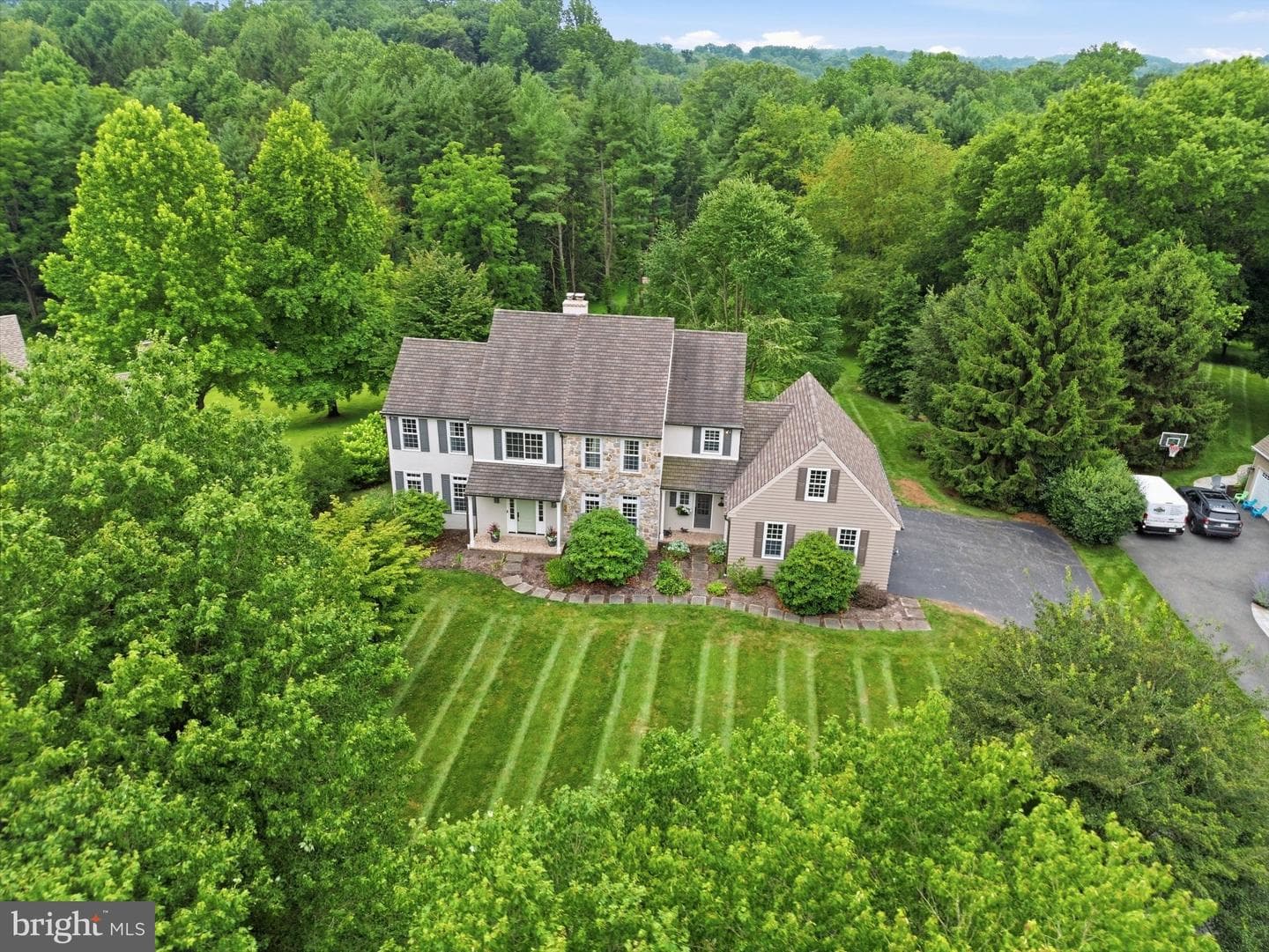 850 Four Streams Drive photo 1