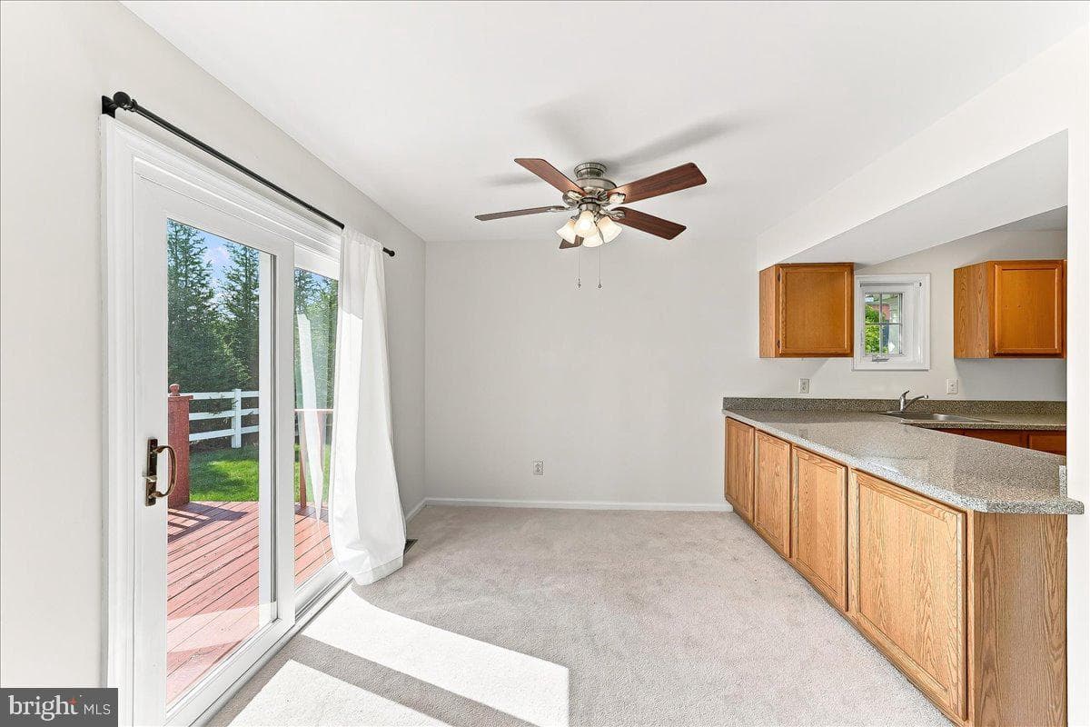 919 Samantha Circle photo 10