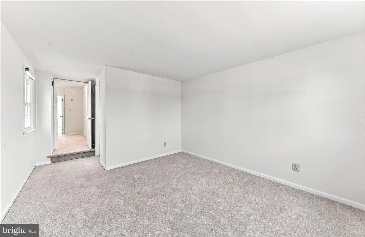 919 Samantha Circle photo 29