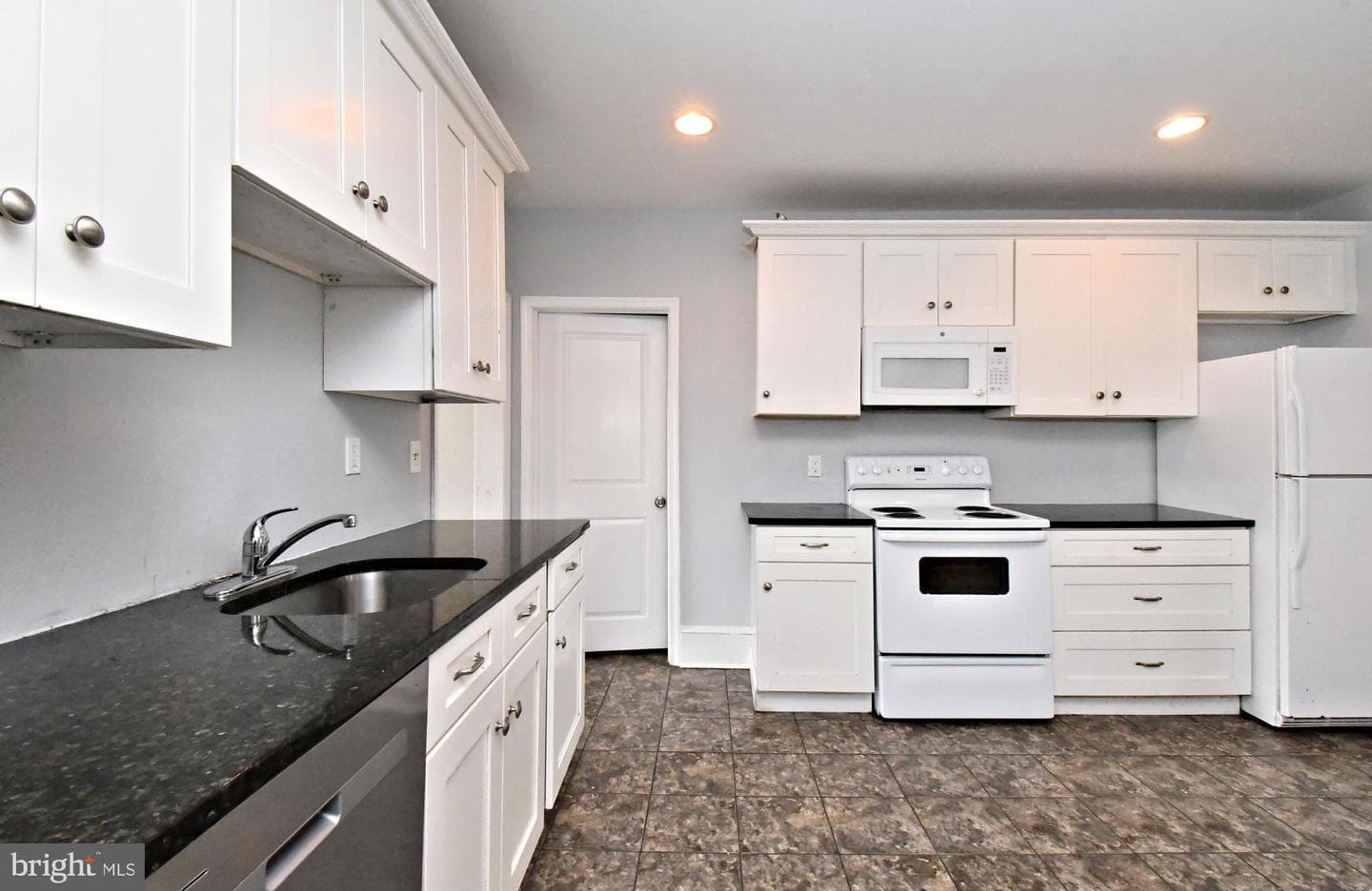 173 Prospect Street photo 11