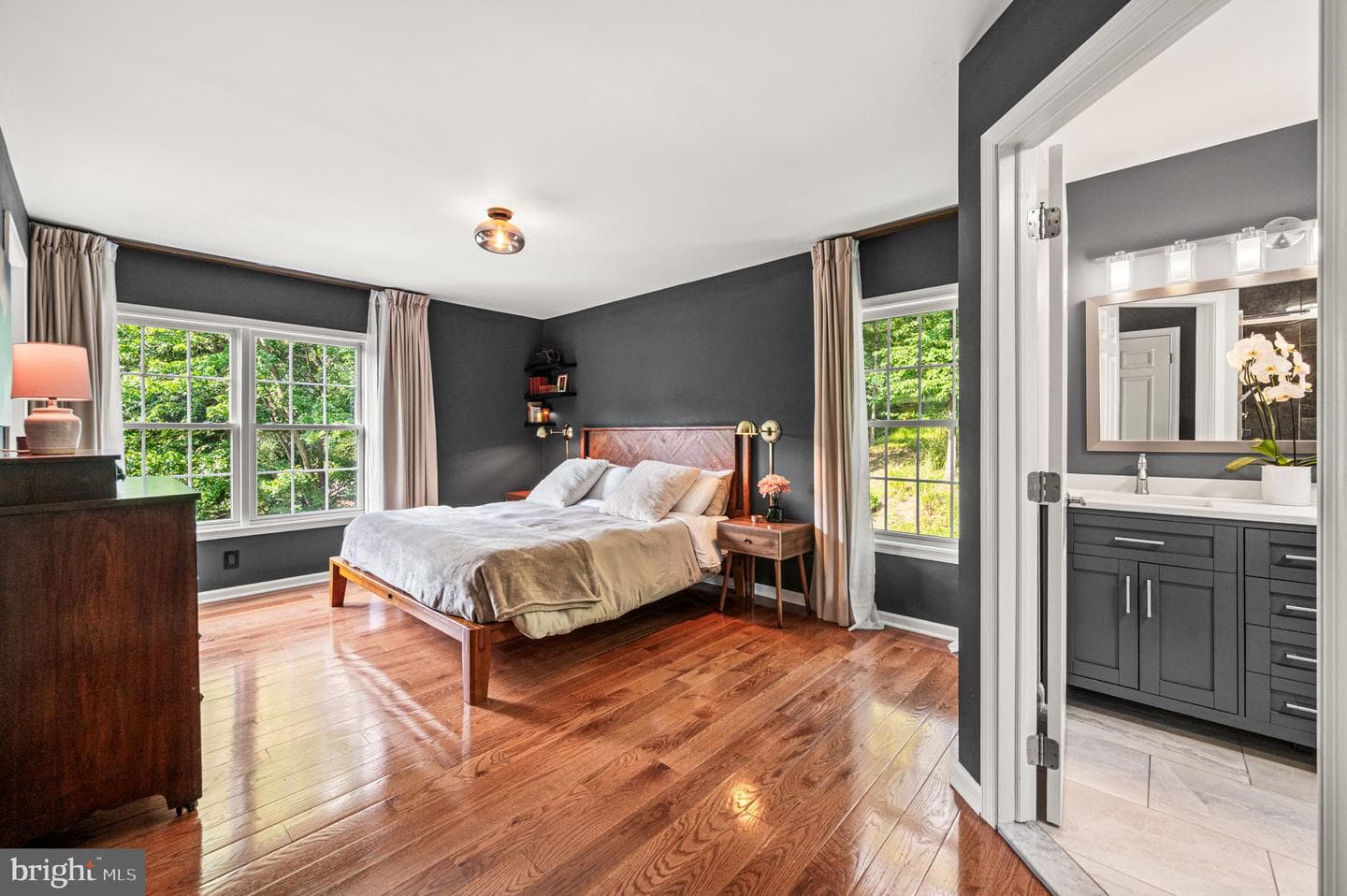 232 Vincent Road photo 18