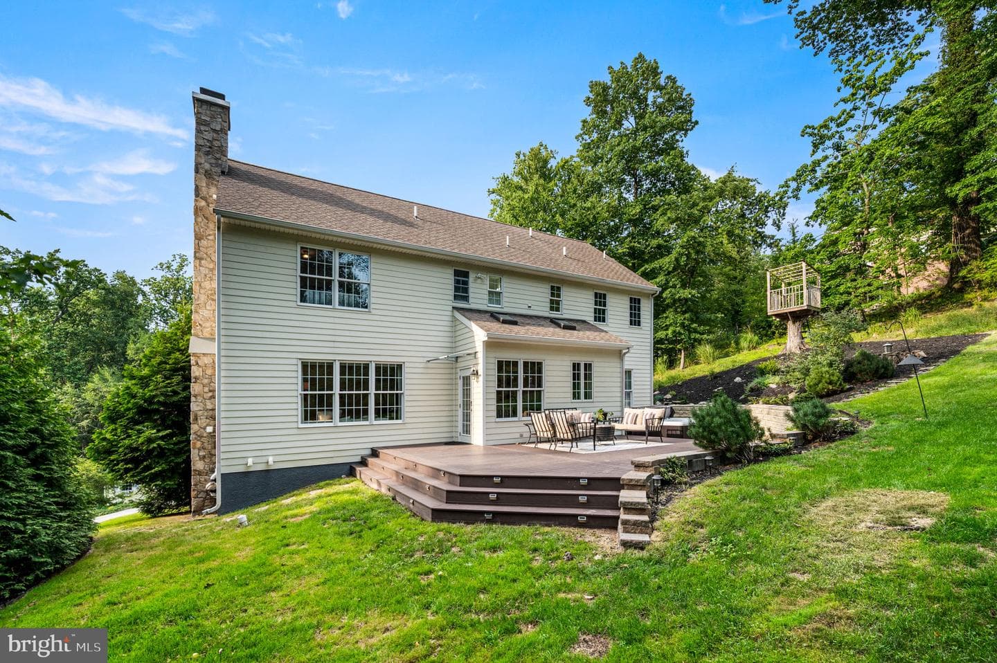 232 Vincent Road photo 30