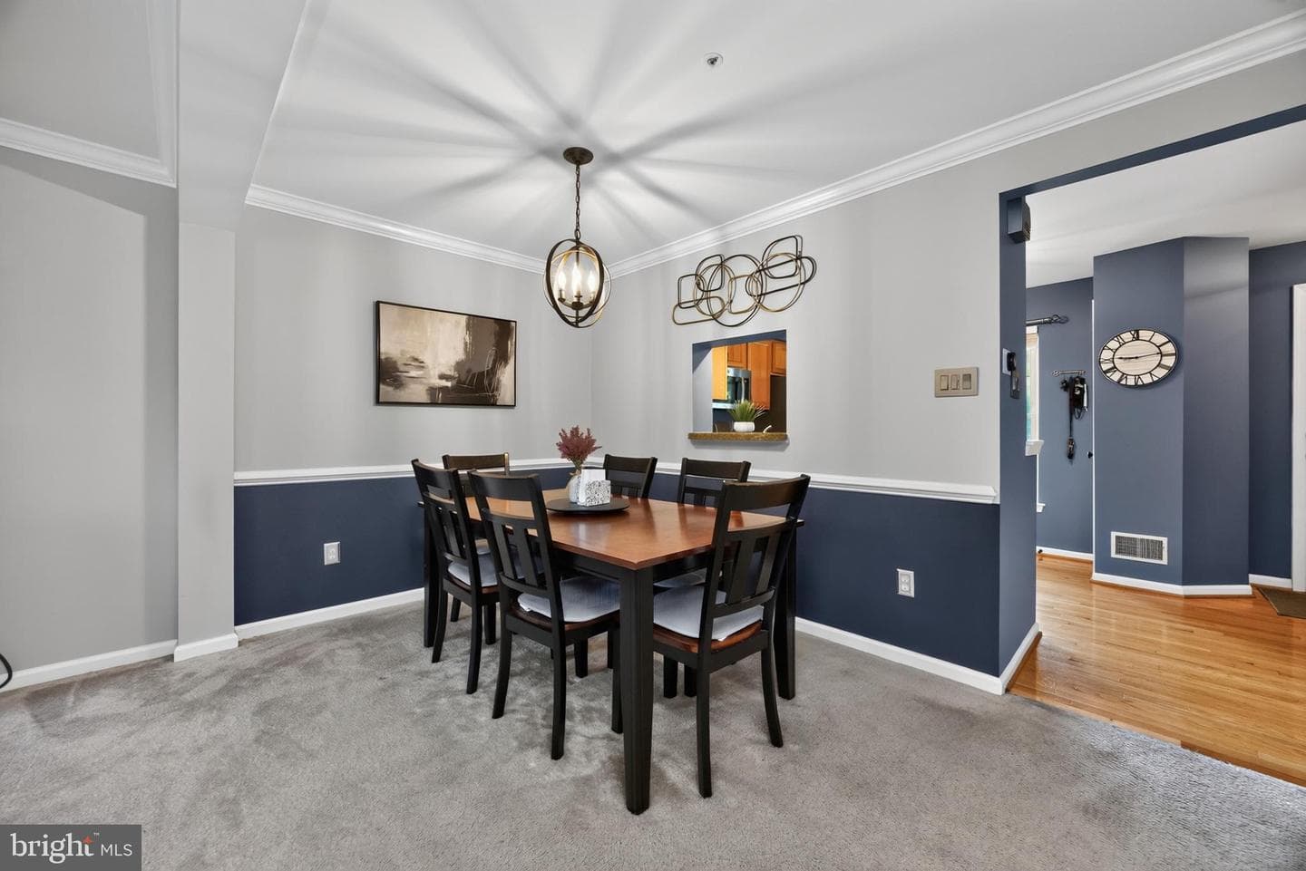 605 Coach Hill Court photo 14