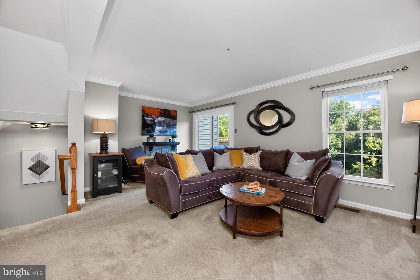 605 Coach Hill Court photo 5
