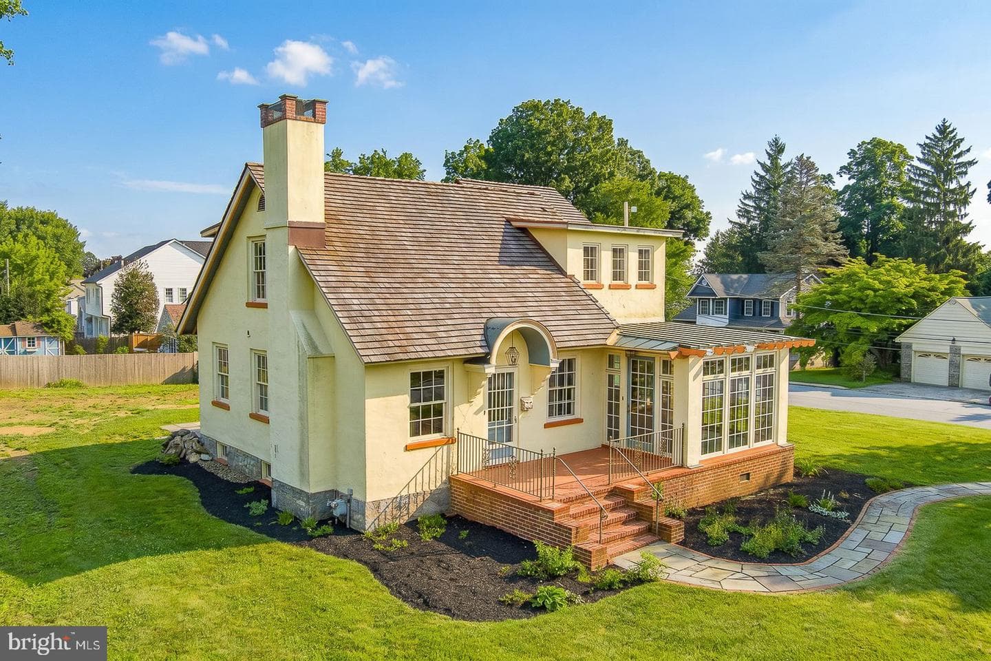 307 Monument Avenue, Malvern