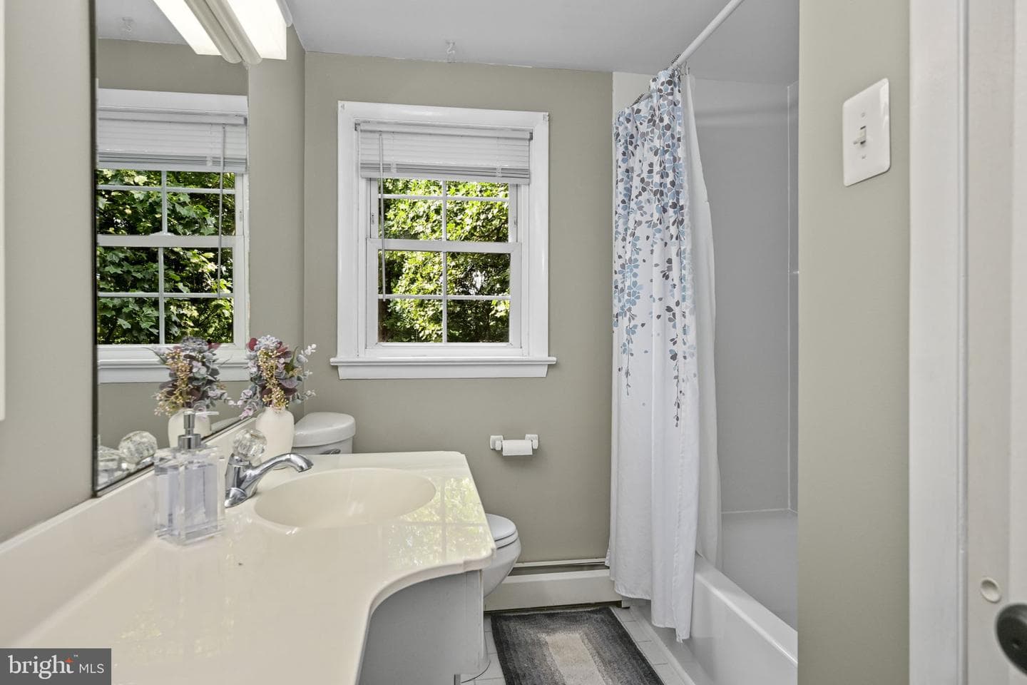 1534 S Keim Street photo 26