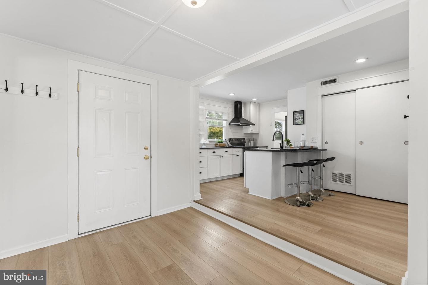 113 Manor Road photo 17