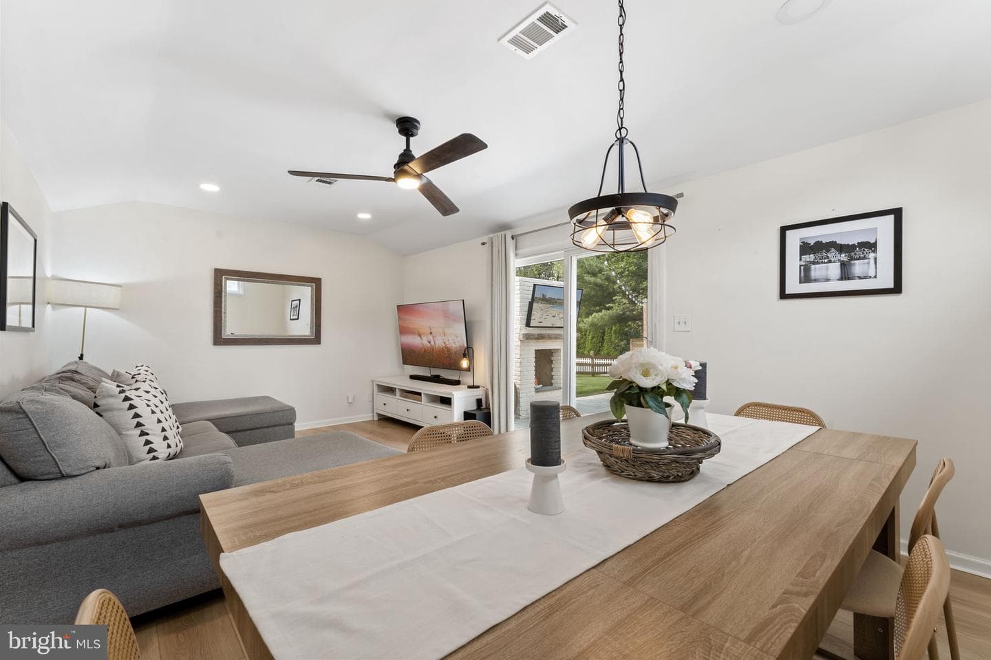 113 Manor Road photo 20