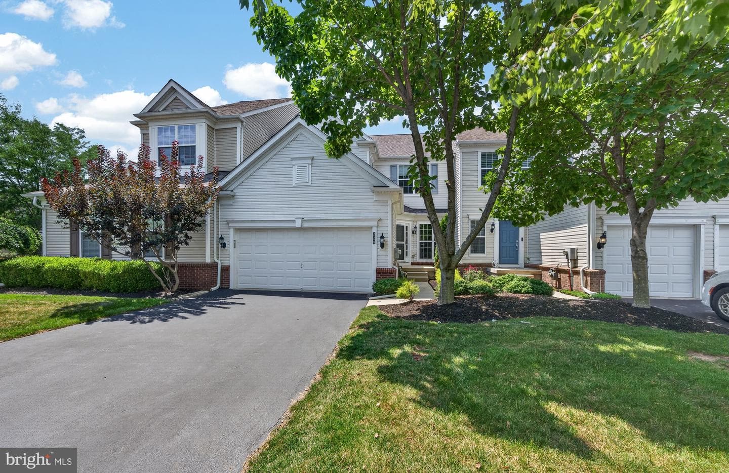 228 N Caldwell Circle photo 2