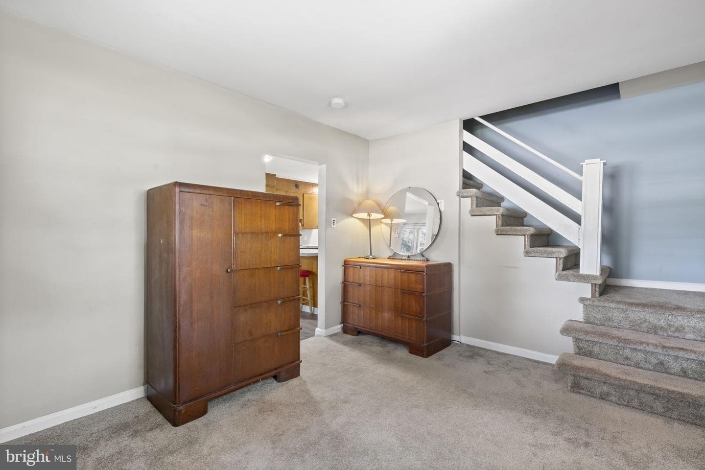 250 Watson Avenue photo 19