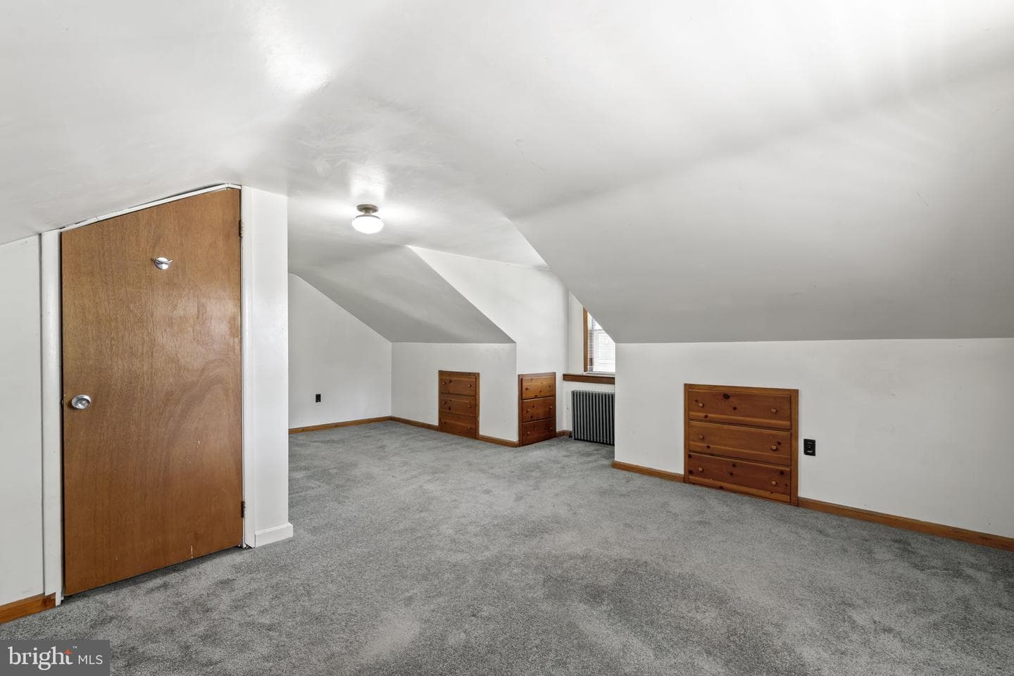 250 Watson Avenue photo 23
