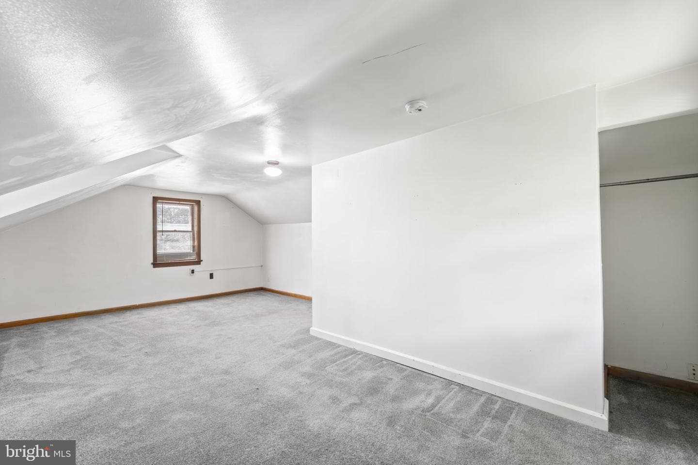 250 Watson Avenue photo 25