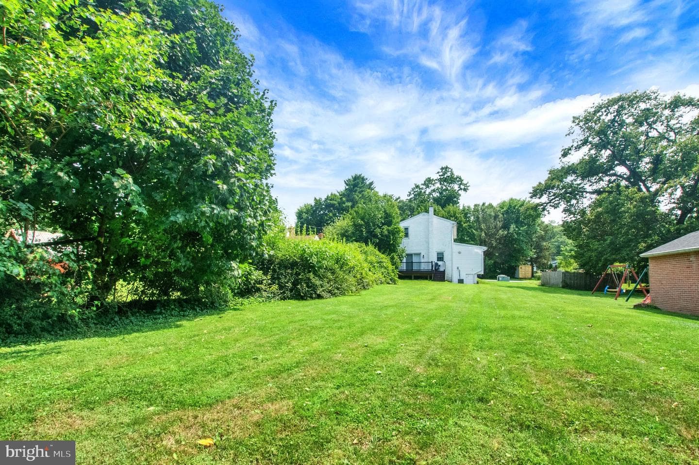1305 Stirling Street photo 31