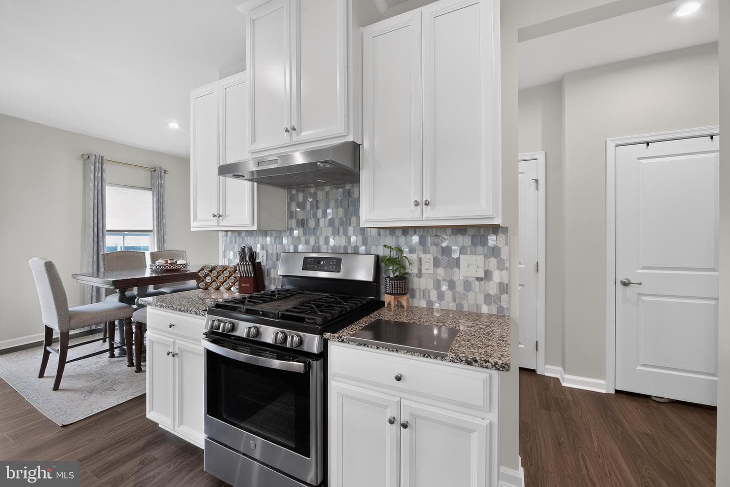 1303 Rodebuck Drive photo 16