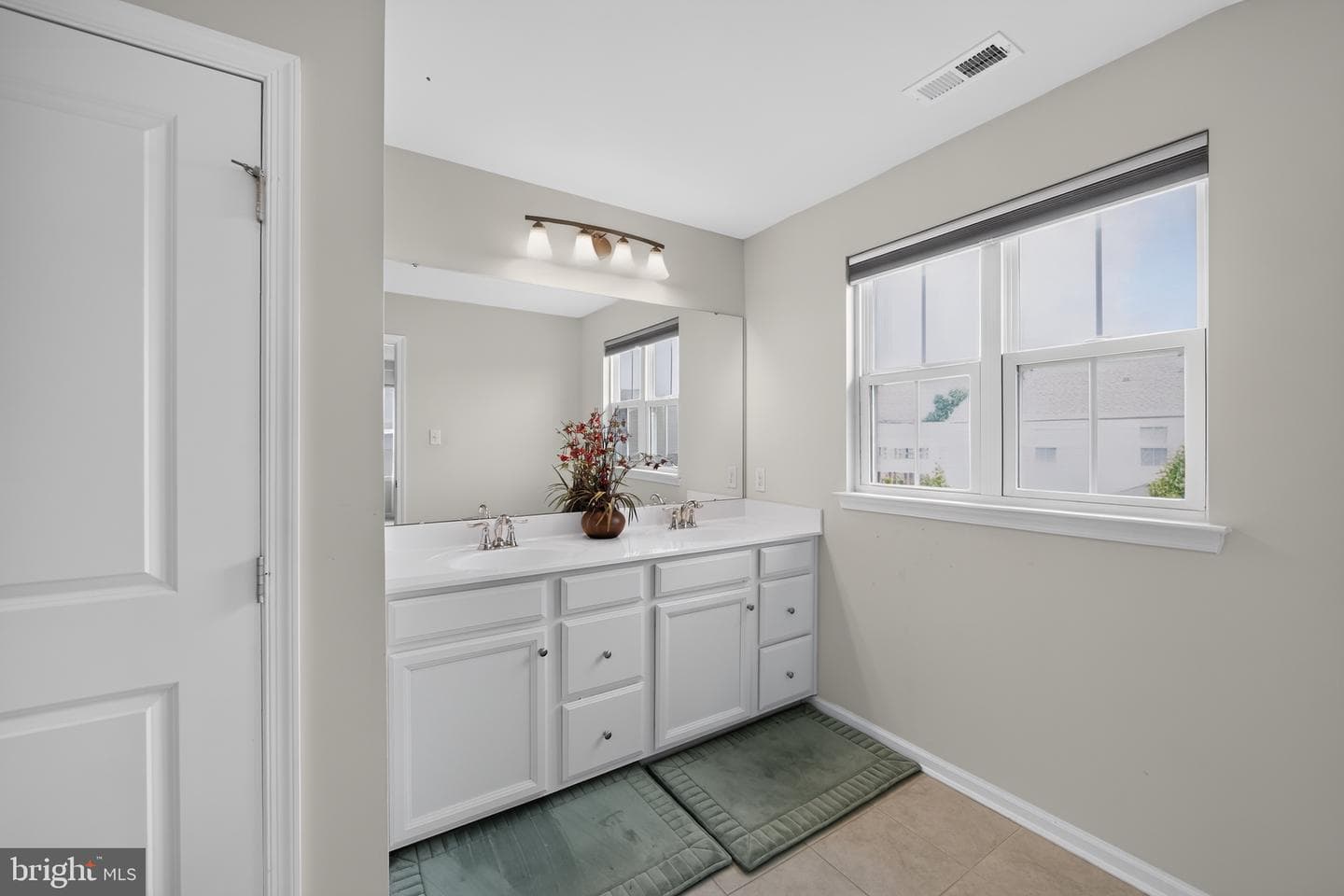 1303 Rodebuck Drive photo 27