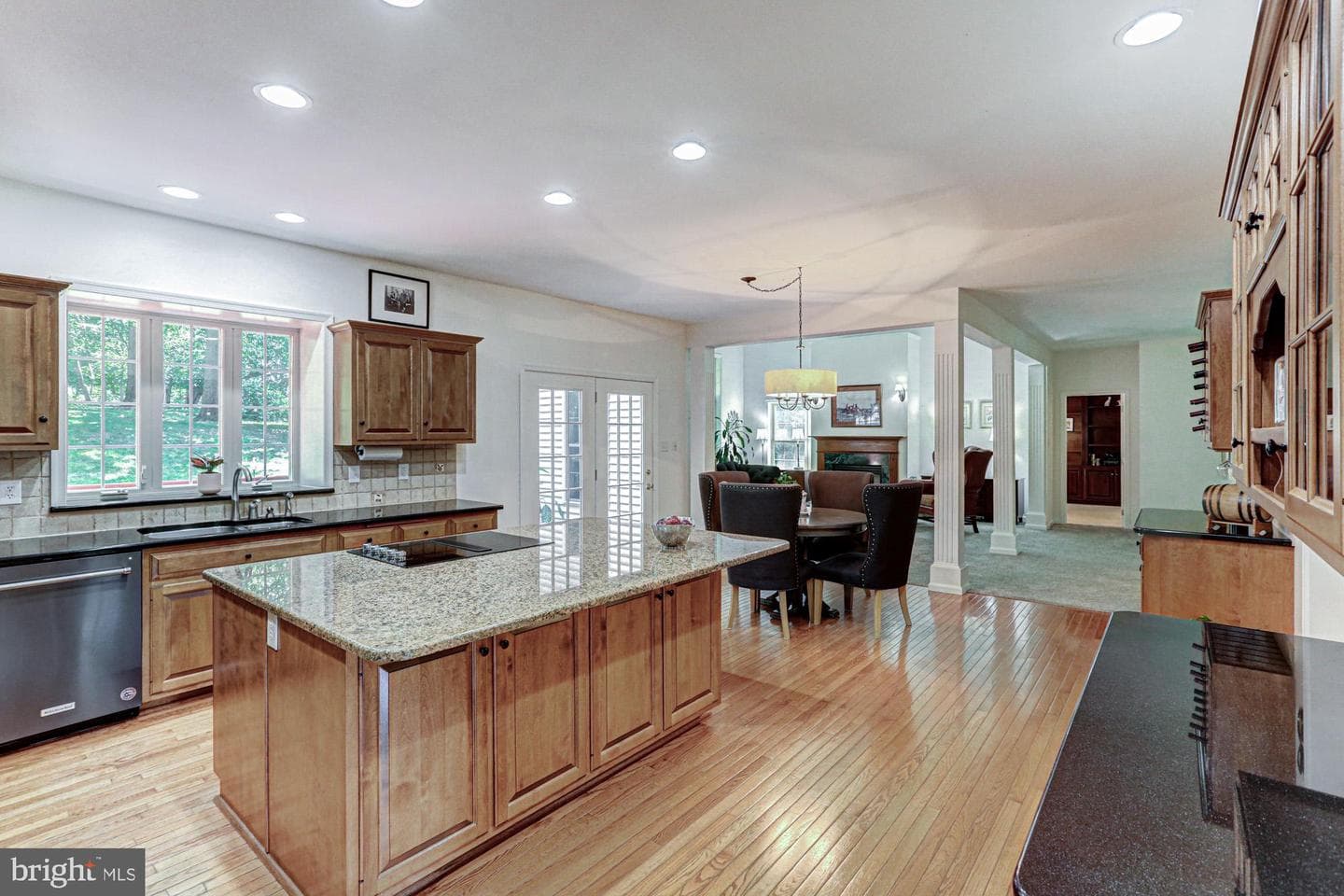 312 Dawnwood Drive photo 32