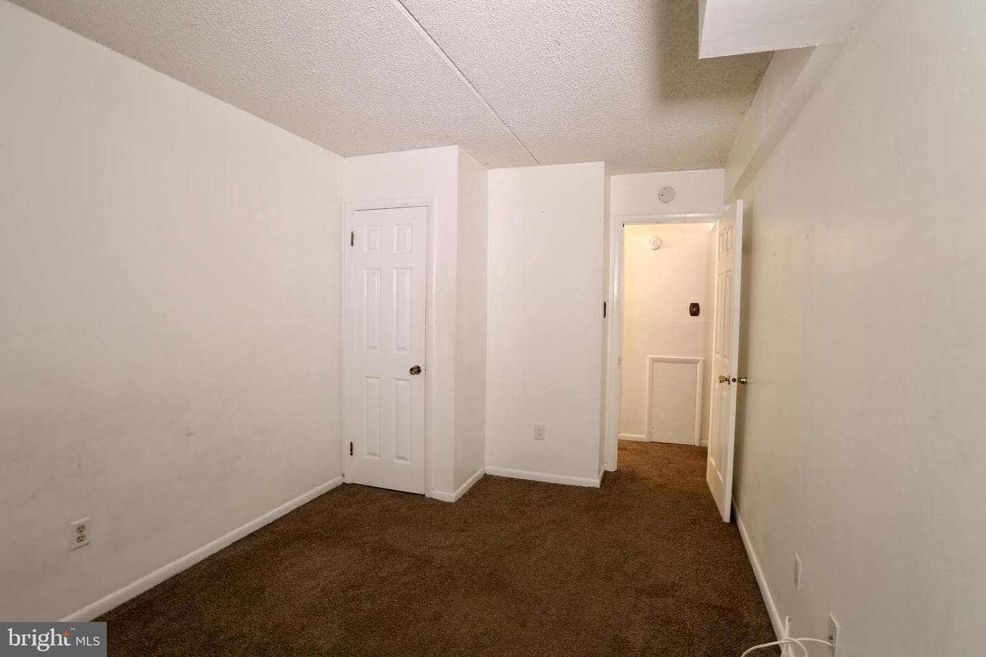 2407 Pond View Drive #2407 photo 10