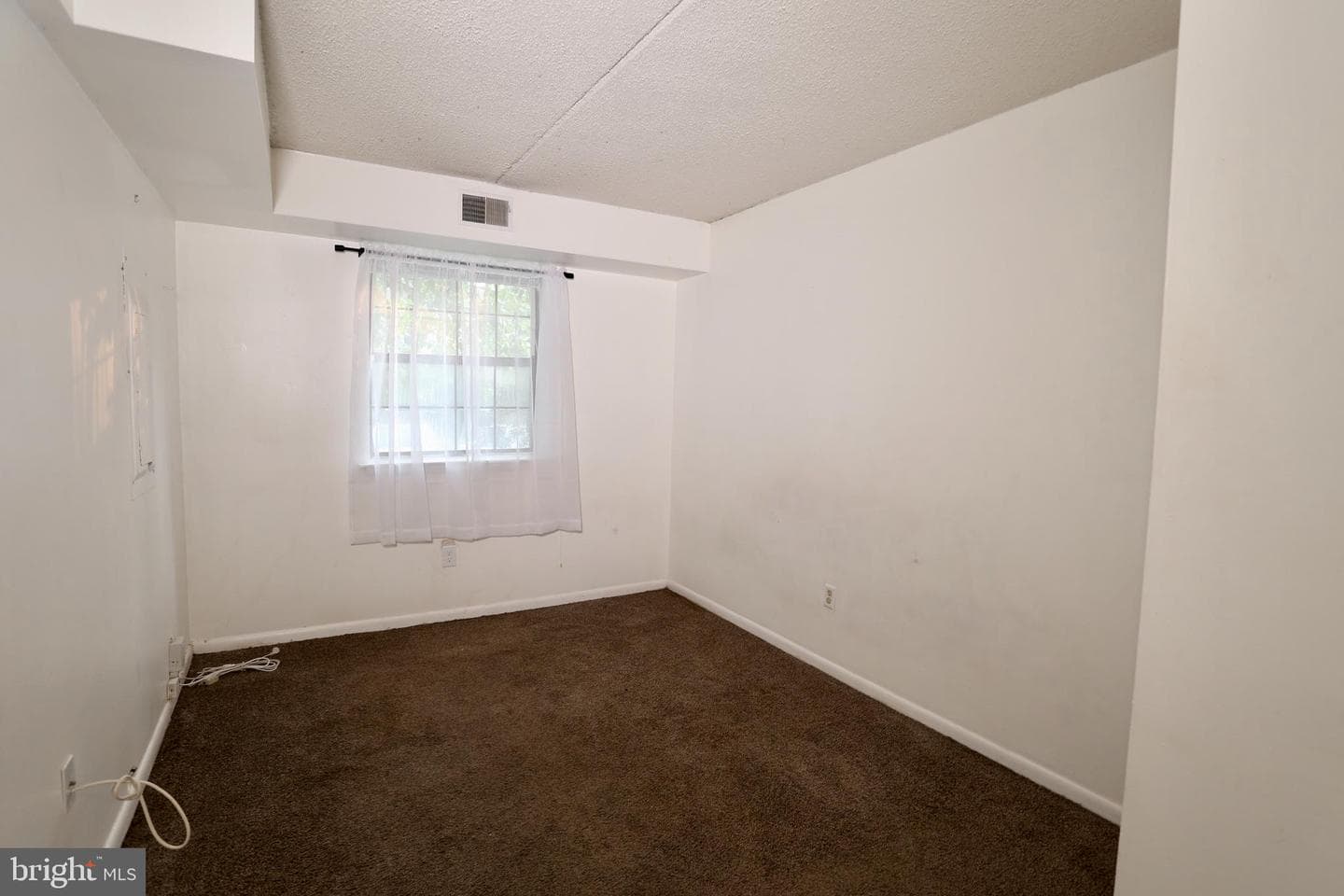 2407 Pond View Drive #2407 photo 11