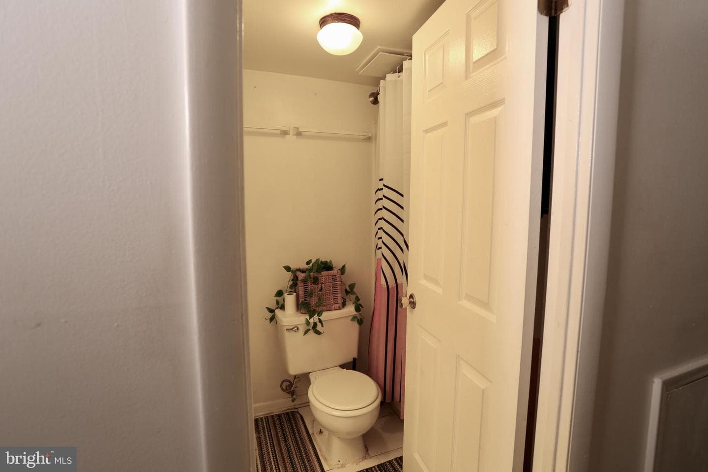 2407 Pond View Drive #2407 photo 13
