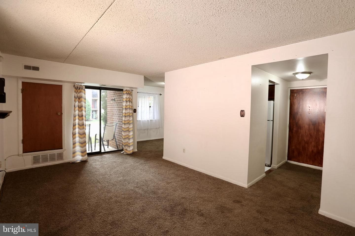 2407 Pond View Drive #2407 photo 5