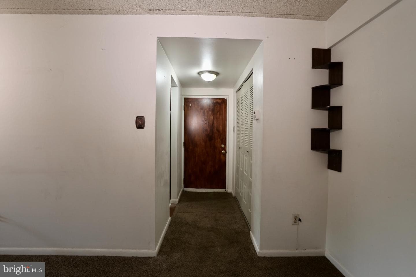 2407 Pond View Drive #2407 photo 7