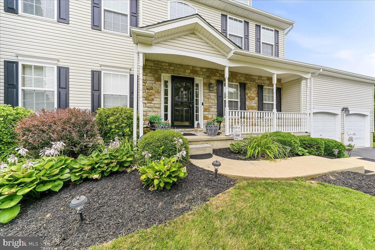157 Schoolview Lane photo 4