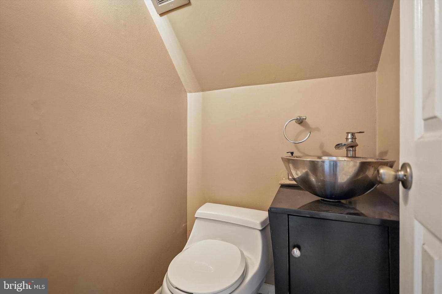 255 Swedesford Road photo 14