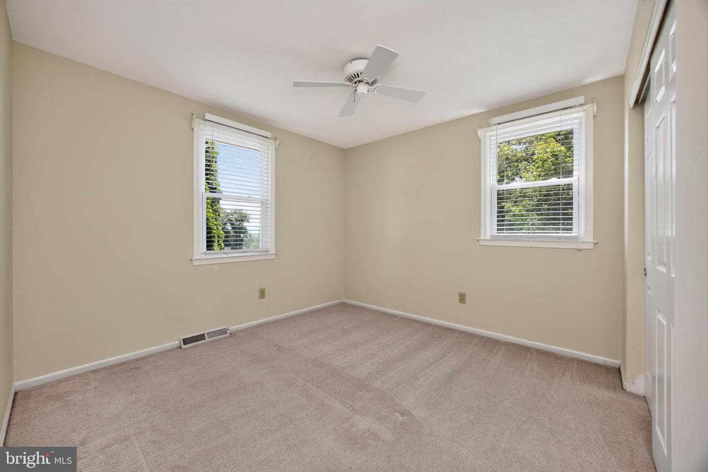 455 Spruce Drive photo 35