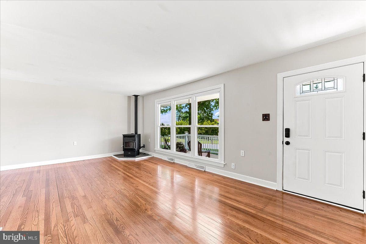 196 Highland View Drive photo 11