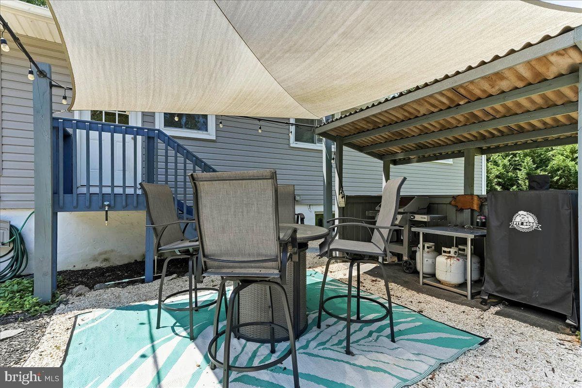 196 Highland View Drive photo 3